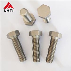 Pernos de cabeza hexagonal de titanio